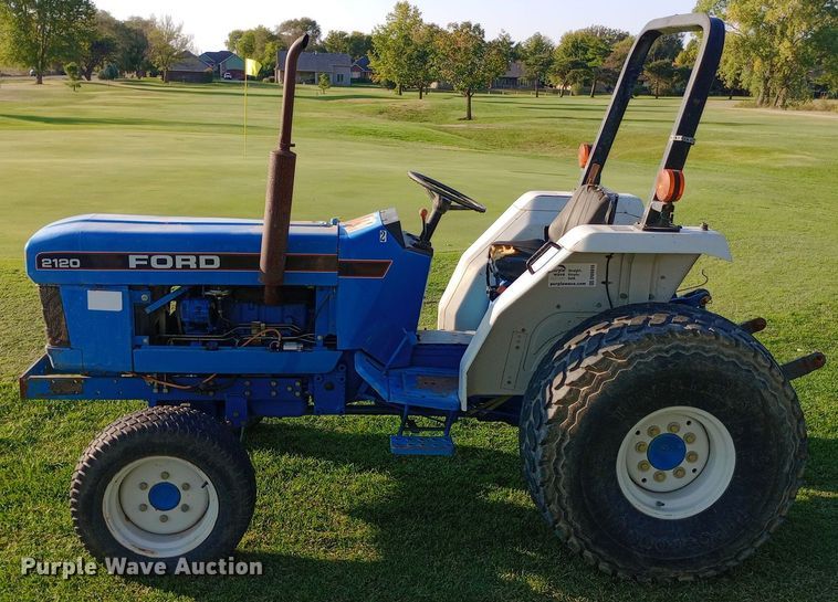 image for item DW0816 1995 Ford New Holland 2120 MFWD tractor