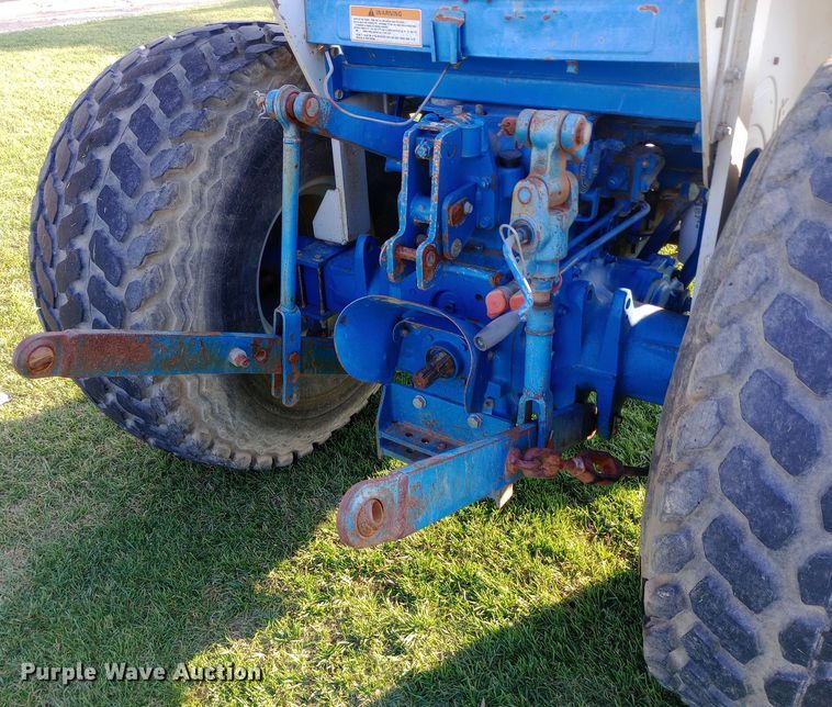 image for item DW0816 1995 Ford New Holland 2120 MFWD tractor