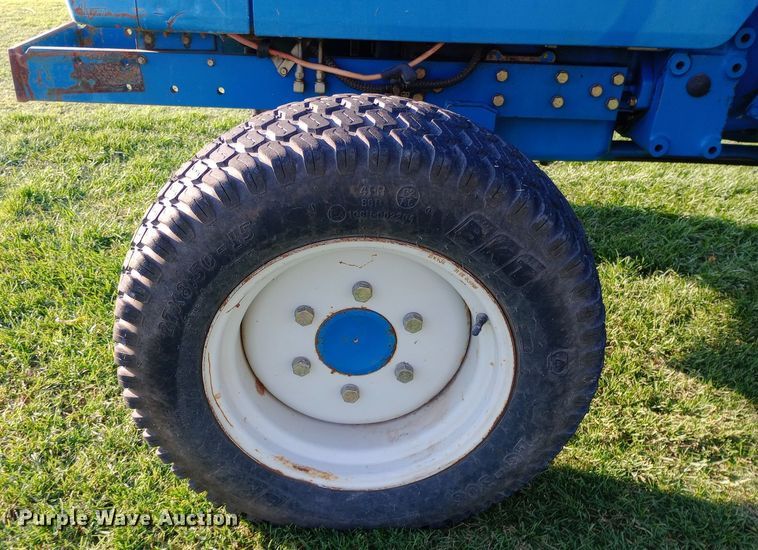 image for item DW0816 1995 Ford New Holland 2120 MFWD tractor