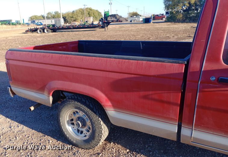 image for item DW0821 1992 Ford Ranger pickup truck
