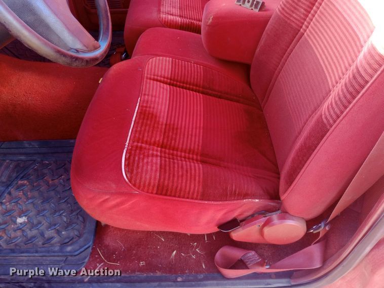 image for item DW0821 1992 Ford Ranger pickup truck