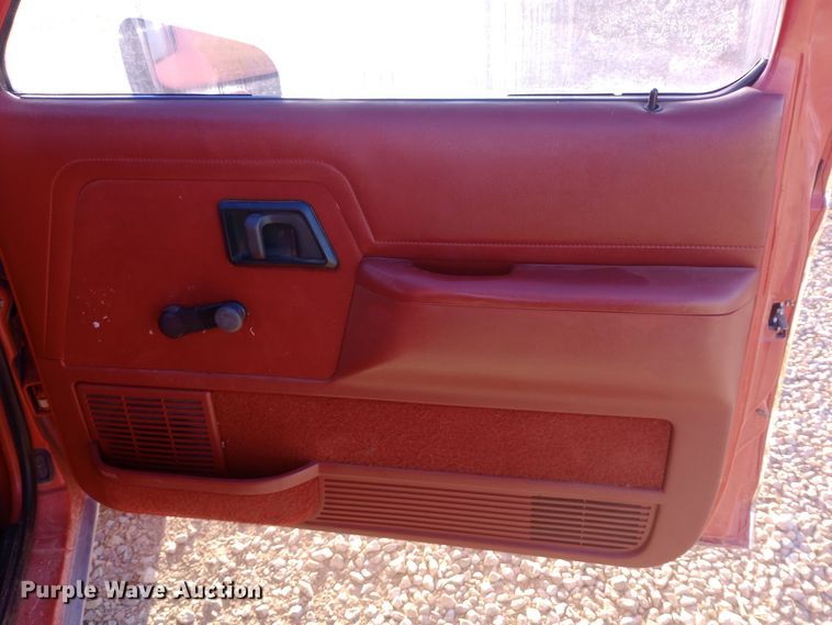 image for item DW0821 1992 Ford Ranger pickup truck