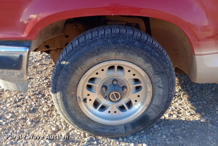 image for item DW0821 1992 Ford Ranger pickup truck