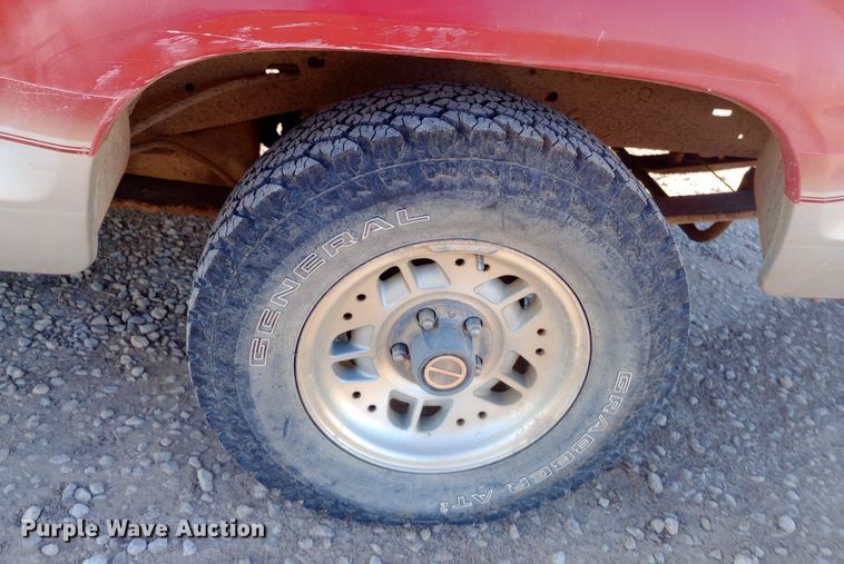 image for item DW0821 1992 Ford Ranger pickup truck