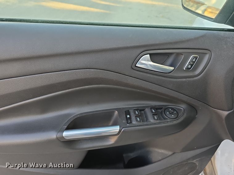 image for item DW3798 2014 Ford Escape SUV