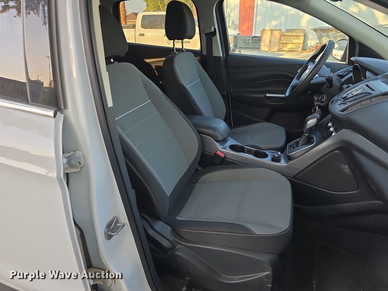 image for item DW3798 2014 Ford Escape SUV