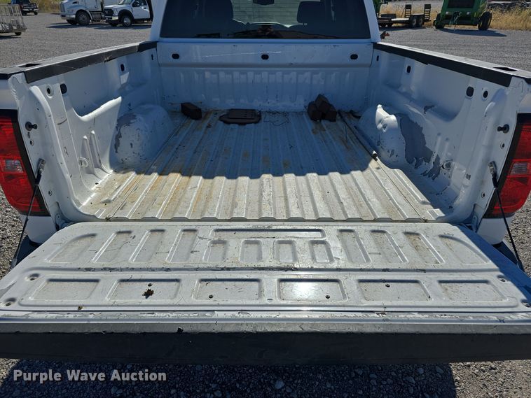 image for item DW3816 2015 Chevrolet Silverado 1500 Crew Cab pickup truck