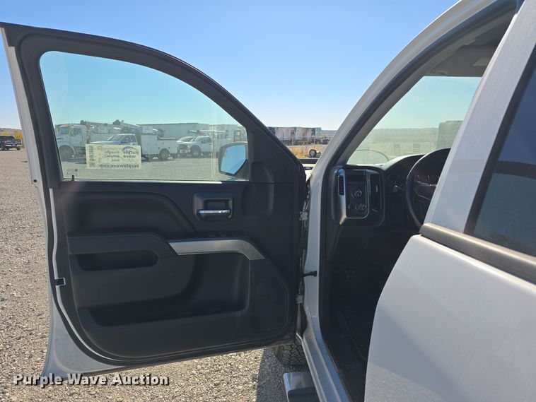 image for item DW3816 2015 Chevrolet Silverado 1500 Crew Cab pickup truck