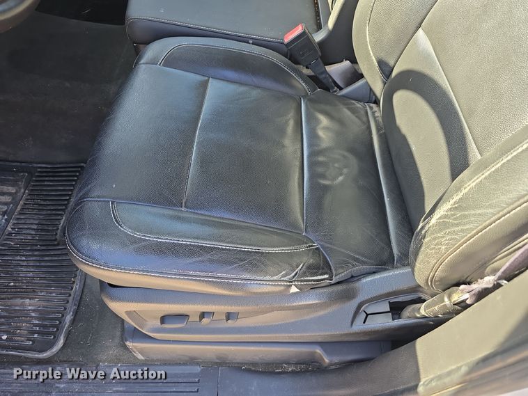 image for item DW3816 2015 Chevrolet Silverado 1500 Crew Cab pickup truck