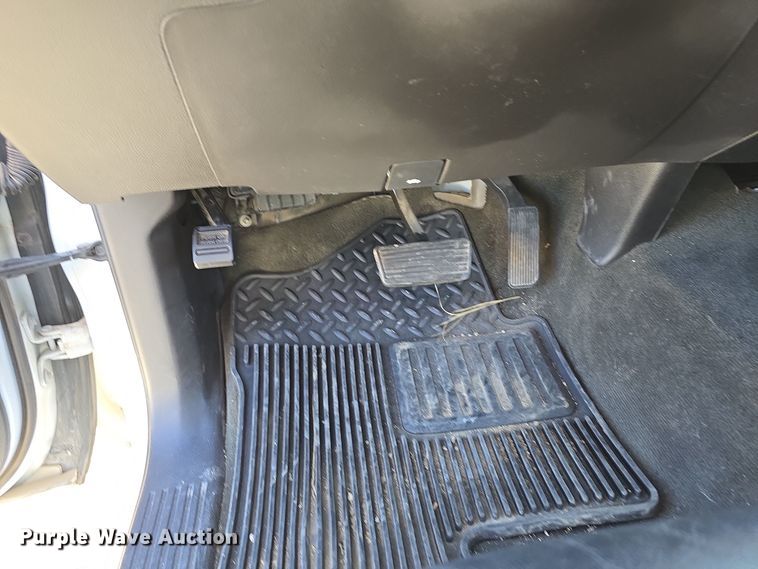 image for item DW3816 2015 Chevrolet Silverado 1500 Crew Cab pickup truck