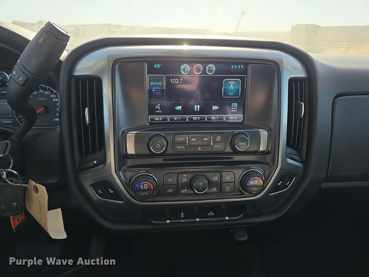 image for item DW3816 2015 Chevrolet Silverado 1500 Crew Cab pickup truck