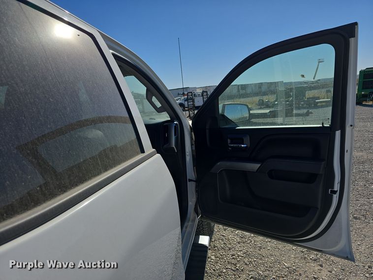 image for item DW3816 2015 Chevrolet Silverado 1500 Crew Cab pickup truck