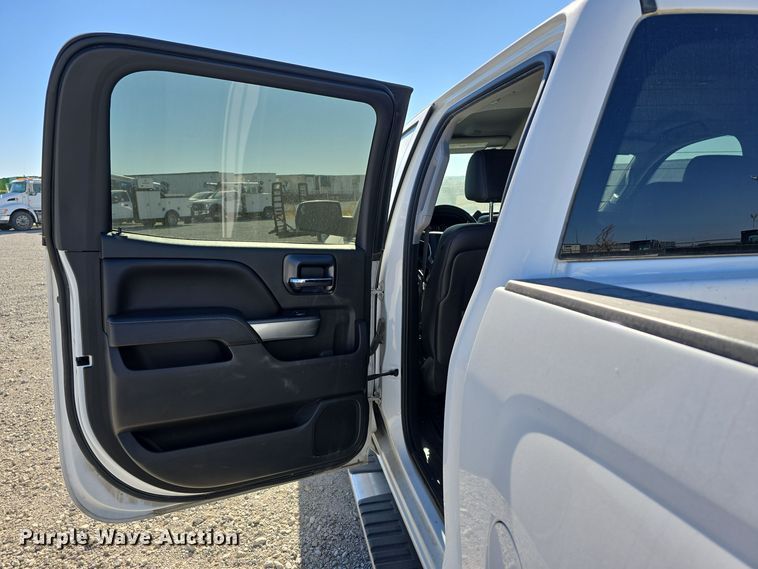 image for item DW3816 2015 Chevrolet Silverado 1500 Crew Cab pickup truck