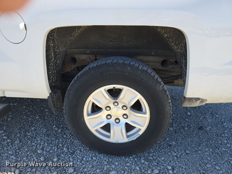 image for item DW3816 2015 Chevrolet Silverado 1500 Crew Cab pickup truck