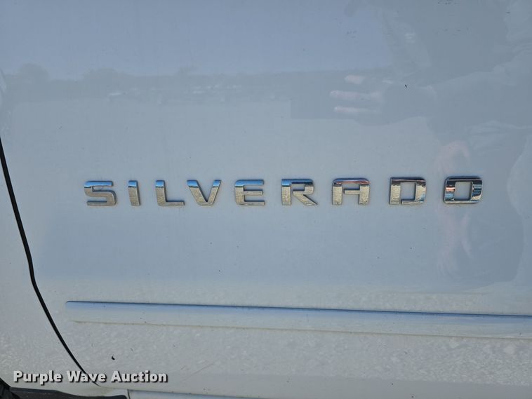 image for item DW3816 2015 Chevrolet Silverado 1500 Crew Cab pickup truck