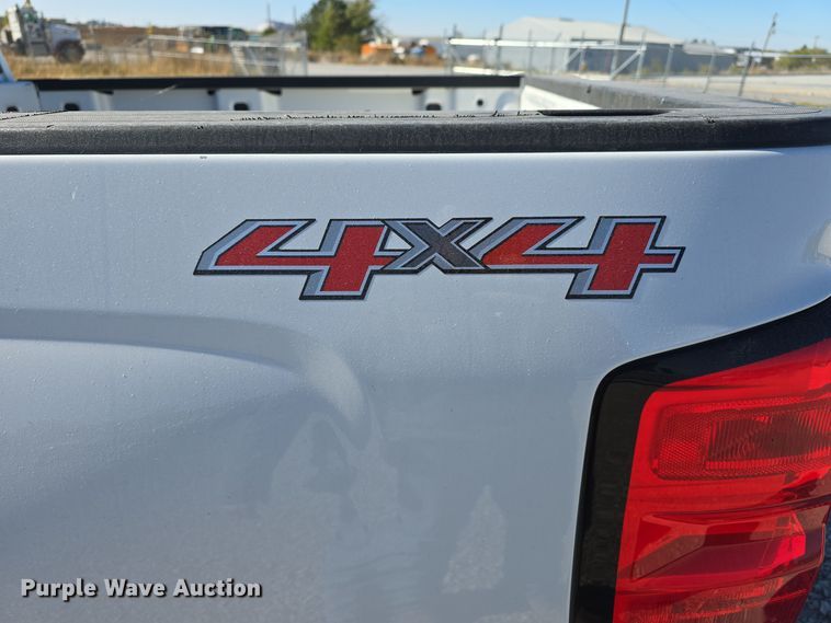 image for item DW3816 2015 Chevrolet Silverado 1500 Crew Cab pickup truck