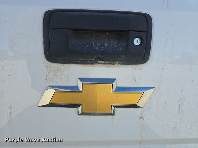 image for item DW3816 2015 Chevrolet Silverado 1500 Crew Cab pickup truck