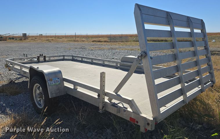 image for item DW3817 2019 Aluma 7814ST utility trailer
