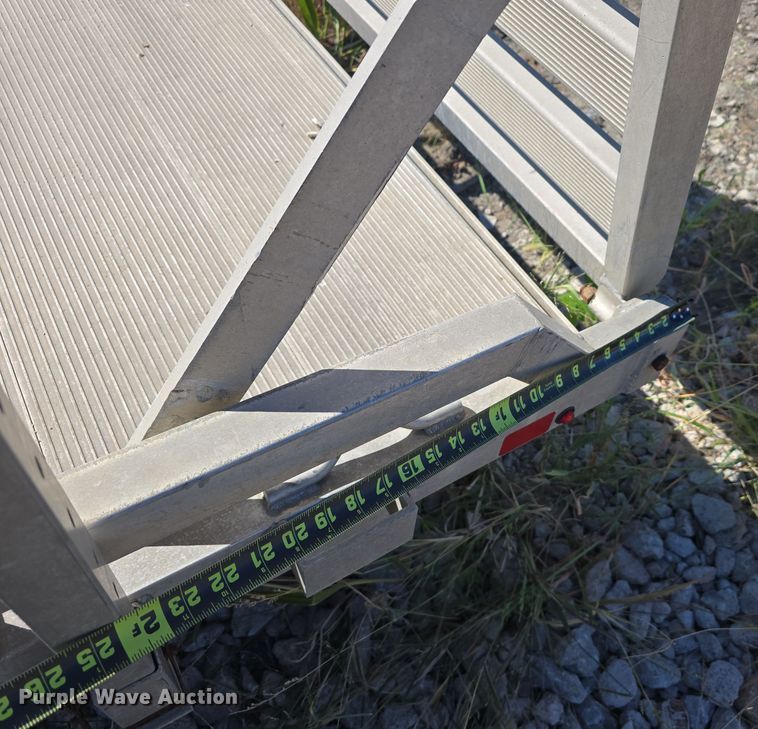 image for item DW3817 2019 Aluma 7814ST utility trailer