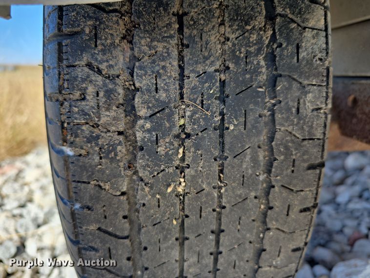 image for item DW3817 2019 Aluma 7814ST utility trailer