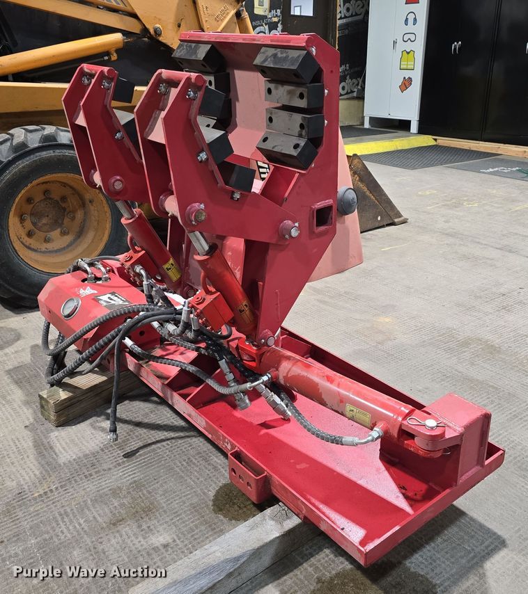 image for item DW3843 Handy Attachments HSRC12 skid steer pole clamp