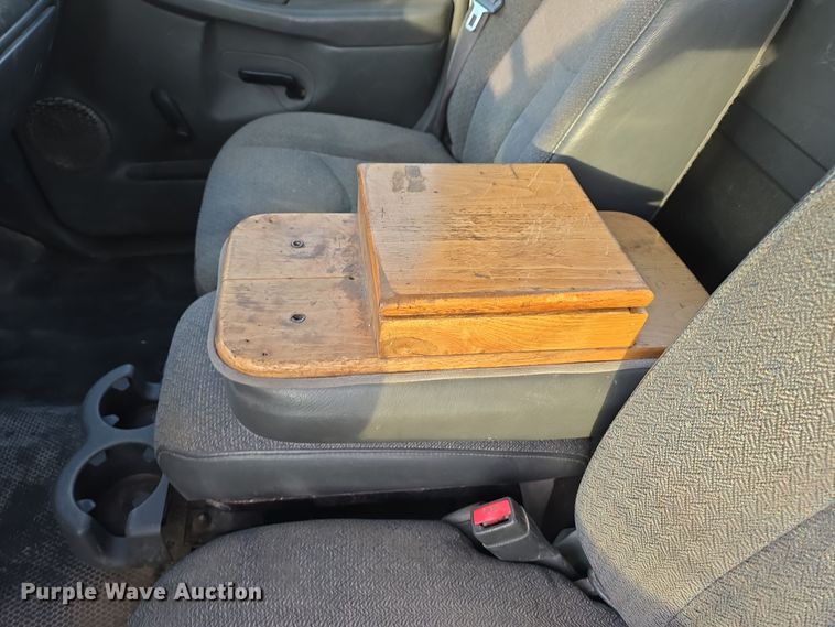 image for item DW3847 2007 Chevrolet Silverado 1500 pickup truck