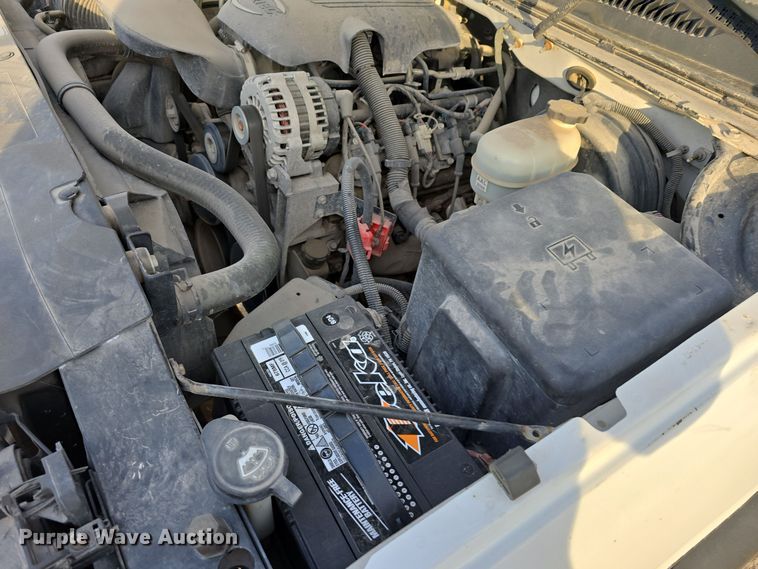 image for item DW3847 2007 Chevrolet Silverado 1500 pickup truck