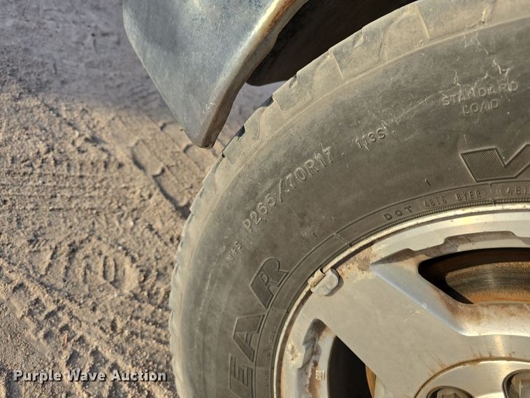 image for item DW3847 2007 Chevrolet Silverado 1500 pickup truck