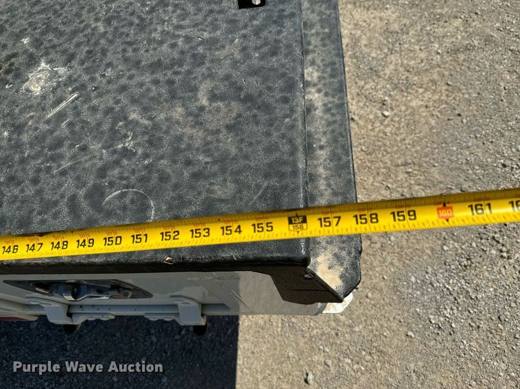 image for item DX1323 2010 Ford F550 utility / service truck