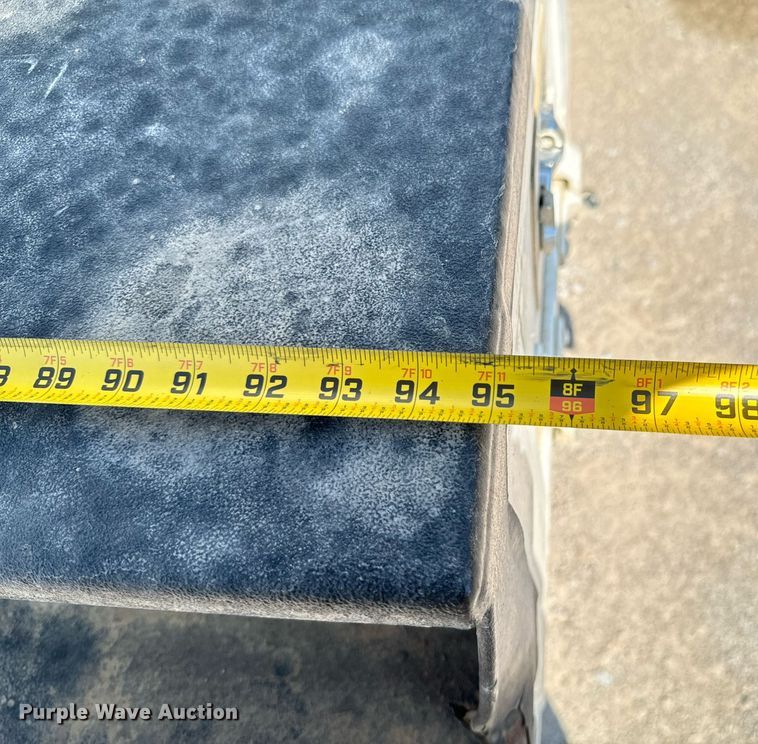 image for item DX1323 2010 Ford F550 utility / service truck