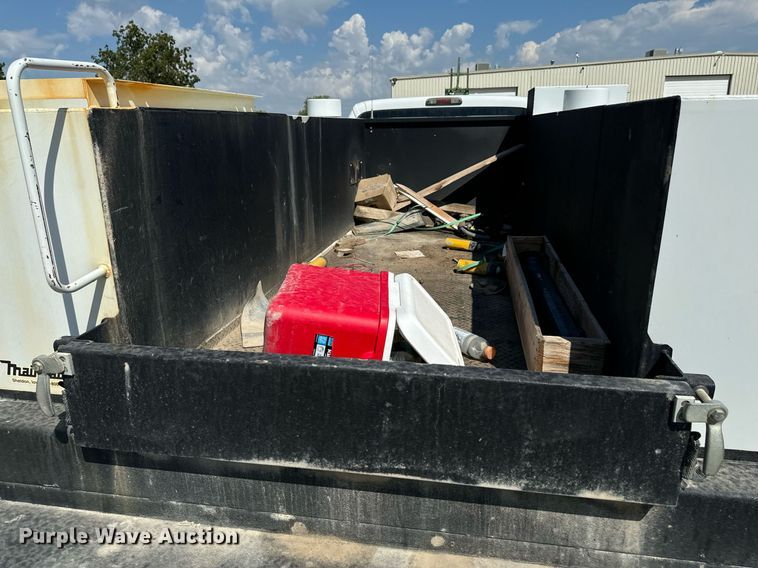 image for item DX1323 2010 Ford F550 utility / service truck