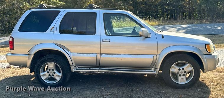 image for item DX1449 2003 Infiniti QX4 SUV