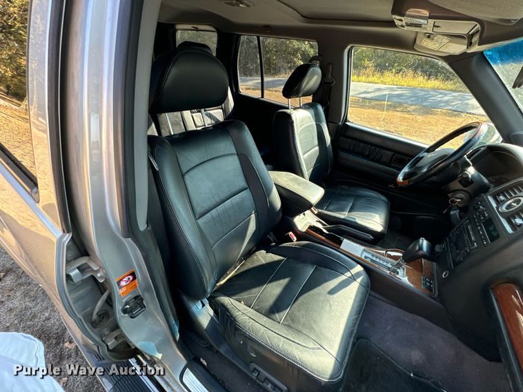 image for item DX1449 2003 Infiniti QX4 SUV