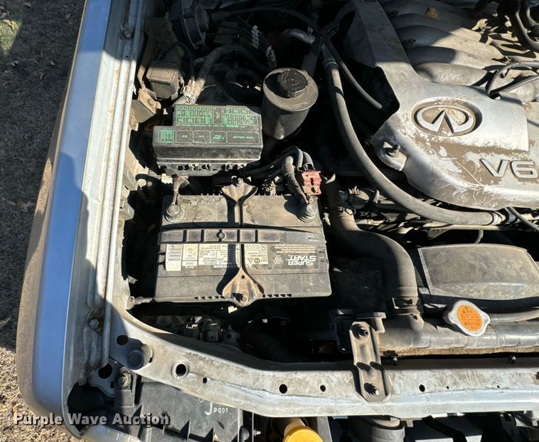 image for item DX1449 2003 Infiniti QX4 SUV