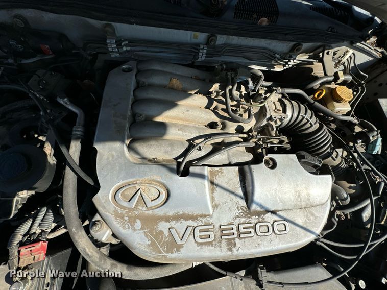 image for item DX1449 2003 Infiniti QX4 SUV