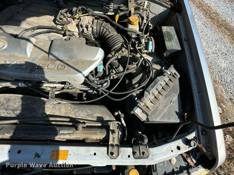 image for item DX1449 2003 Infiniti QX4 SUV