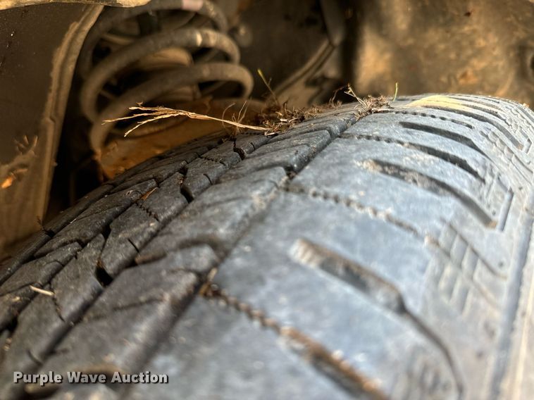 image for item DX1449 2003 Infiniti QX4 SUV