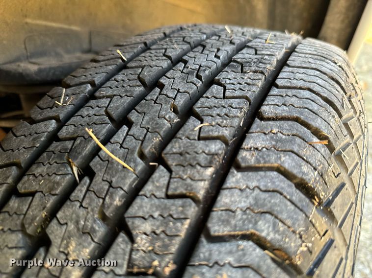 image for item DX1449 2003 Infiniti QX4 SUV