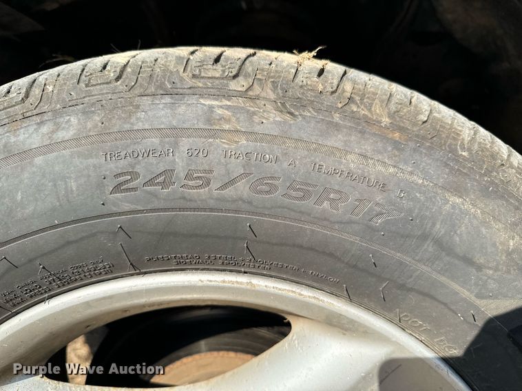 image for item DX1449 2003 Infiniti QX4 SUV