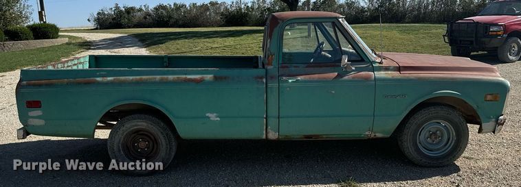 image for item DX3661 1972 Chevrolet C10 pickup truck