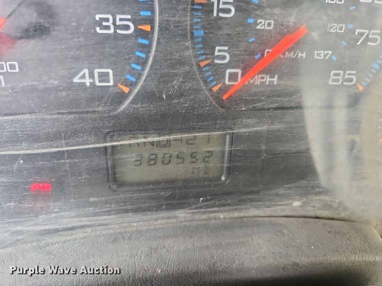 image for item EE8552 2005 International  4300  armored truck 