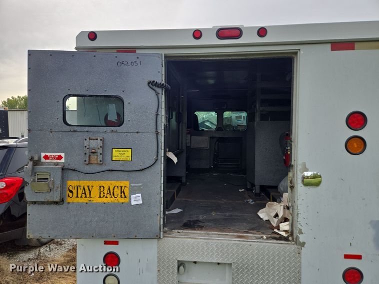 image for item EE8552 2005 International  4300  armored truck 