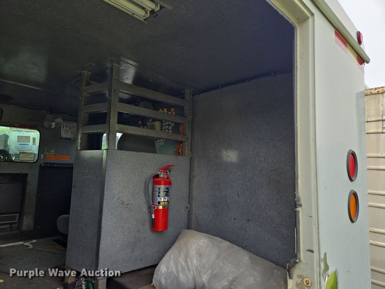 image for item EE8552 2005 International  4300  armored truck 