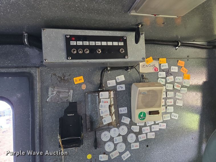 image for item EE8552 2005 International  4300  armored truck 