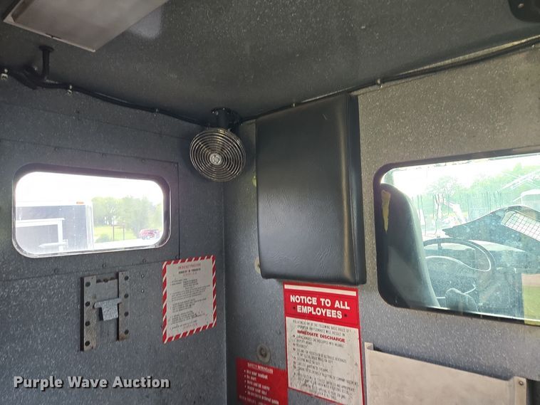 image for item EE8552 2005 International  4300  armored truck 