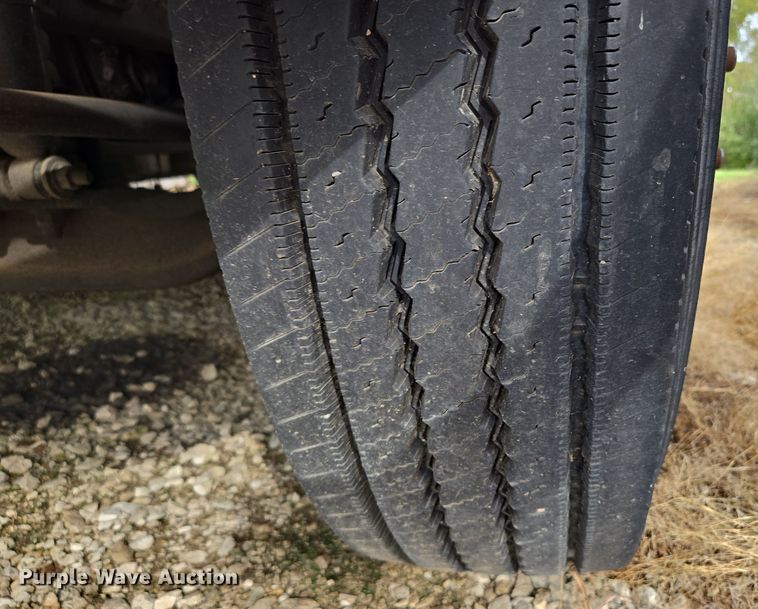 image for item EE8552 2005 International  4300  armored truck 