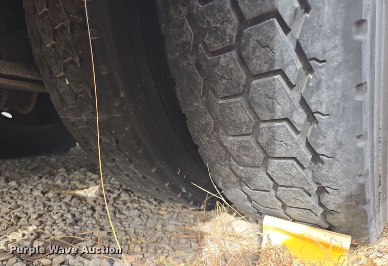 image for item EE8552 2005 International  4300  armored truck 