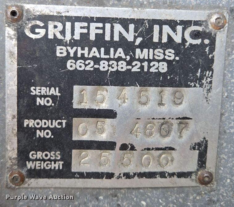 image for item EE8552 2005 International  4300  armored truck 