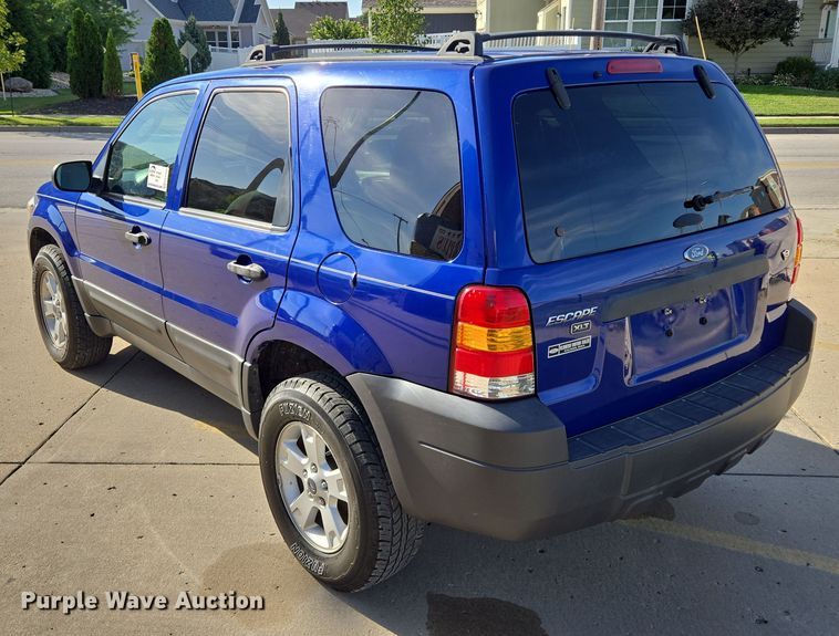 image for item EE8556 2006 Ford Escape XLT SUV