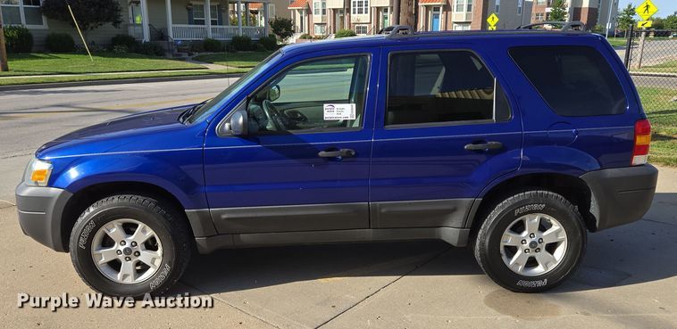 image for item EE8556 2006 Ford Escape XLT SUV